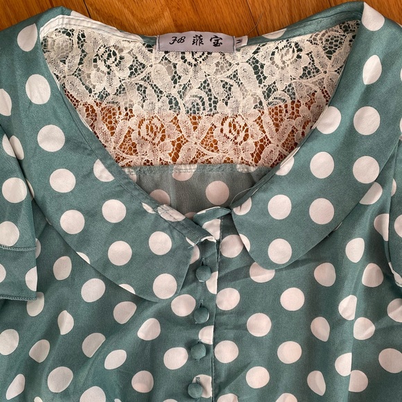 Cute Polka dot Romper - Picture 3 of 6